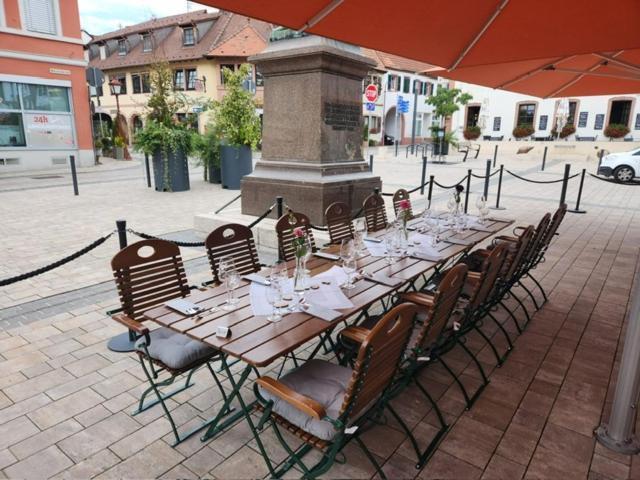 Hotel Zum Goldenen Ochsen Maikammer Dış mekan fotoğraf